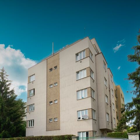 Nad Kajetánkou, Praha